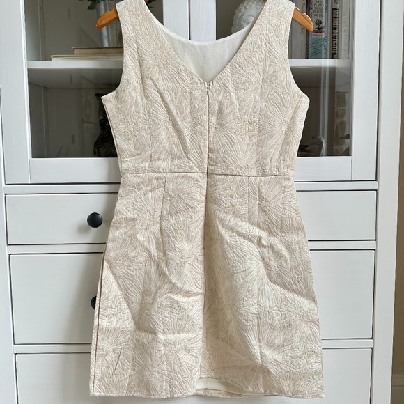 NWT Pink Owl Boutique Dress - metallic gold and cream color, size M - Picture 2 of 3